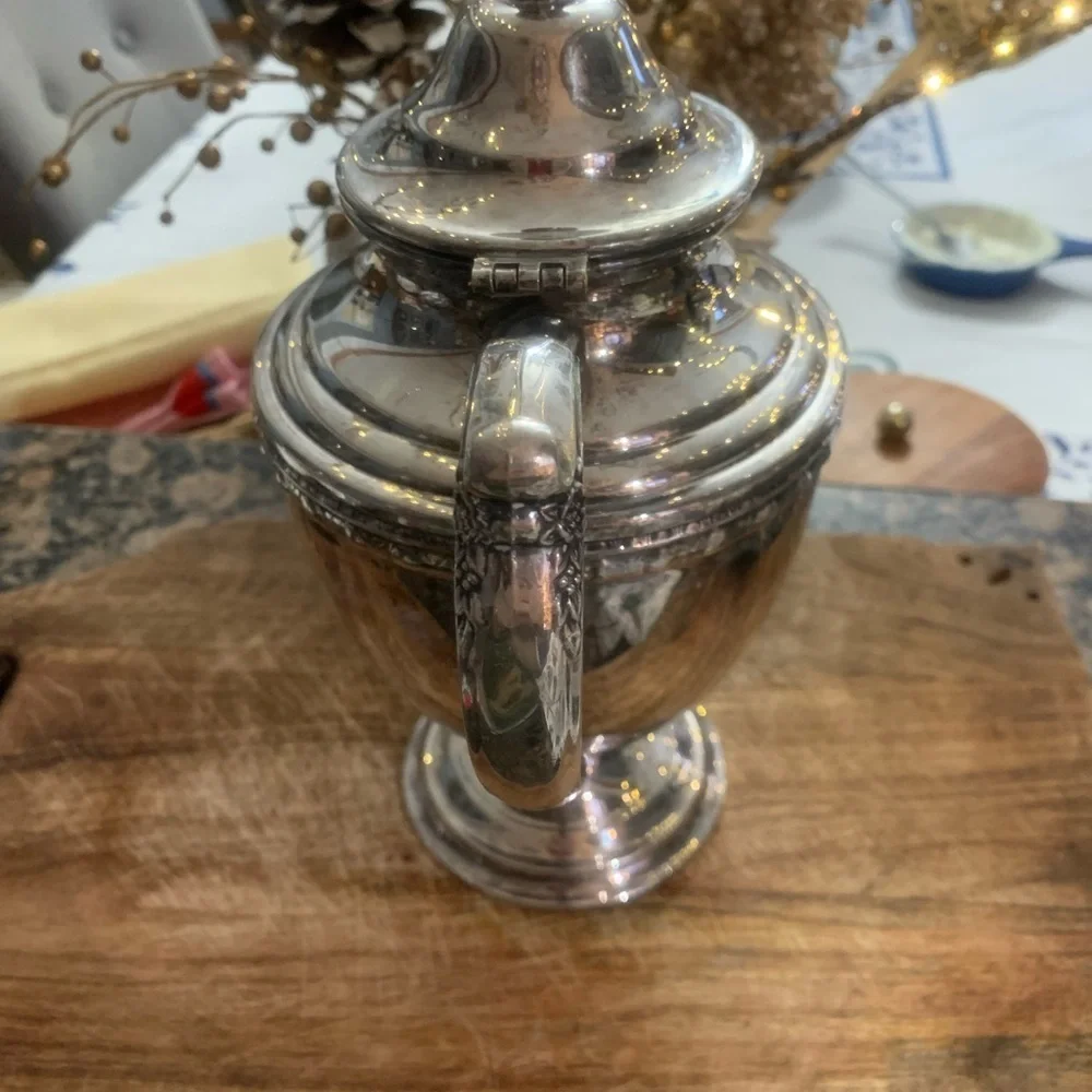 Rogers & Brothers silver-plated teapot,